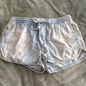 Aerie Lightweight Elastic Band Shorts Size Medium